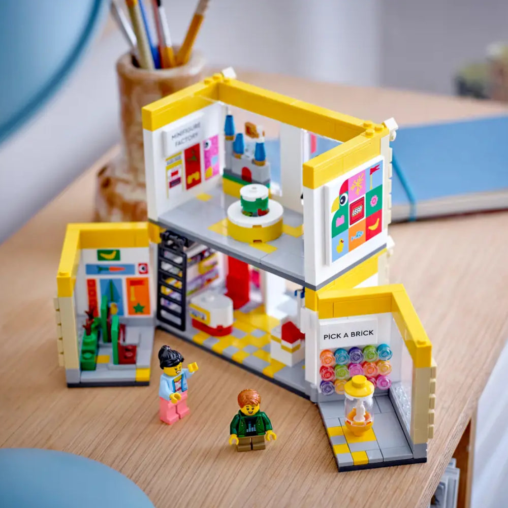 LEGO Brand Store 40574