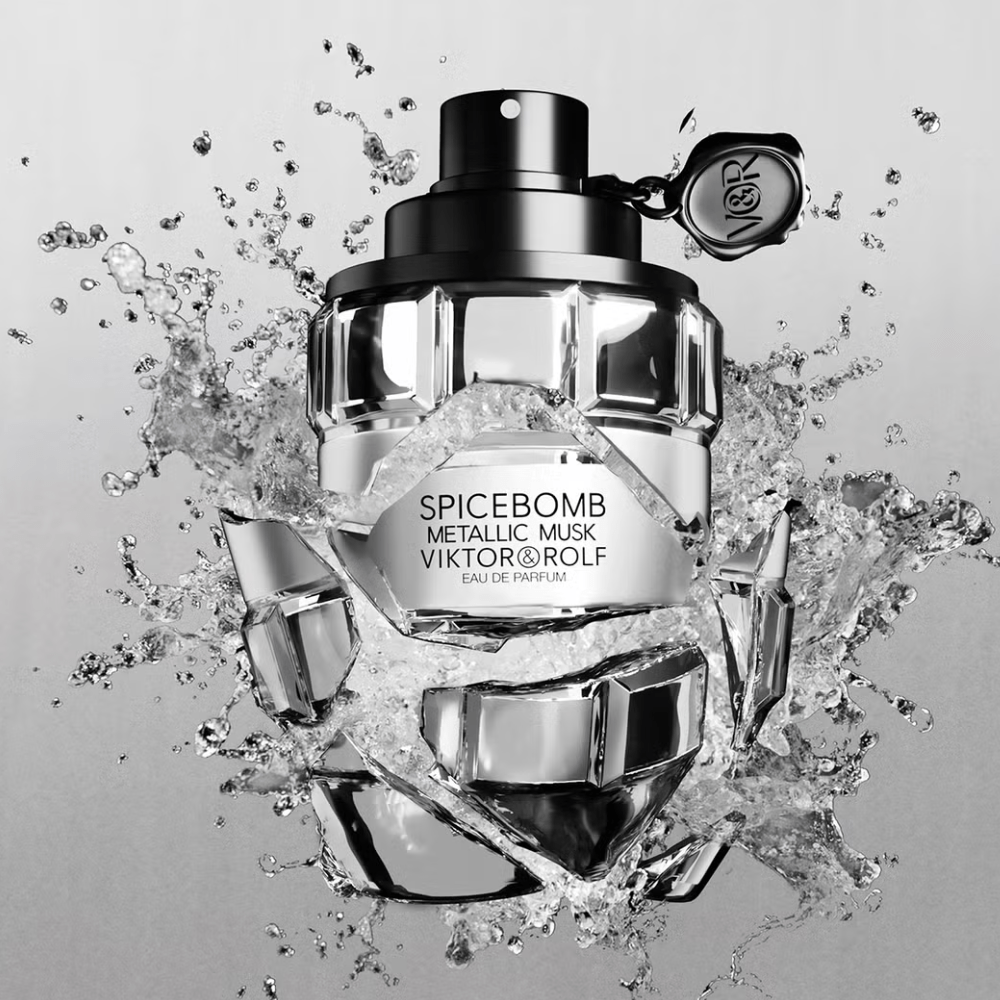 Viktor & Rolf Spicebomb Metallic Musk Eau de Parfum Men's Aftershave Spray (50ml, 90ml)