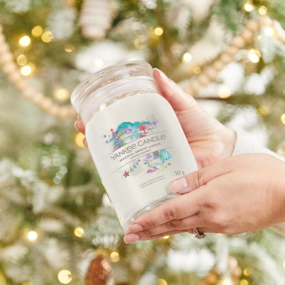 Yankee Candle Magical Bright Lights Signature Large Jar Candle