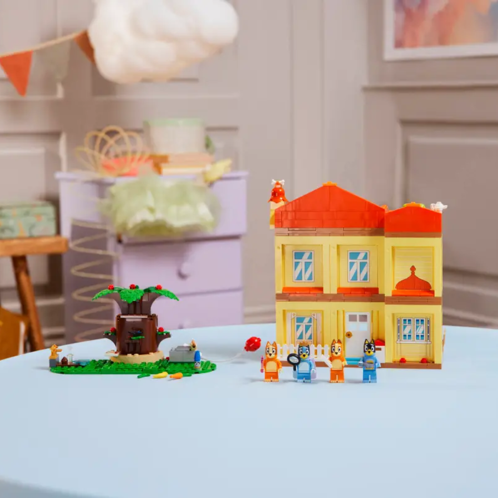 LEGO Bluey's Family House Toy (11203)