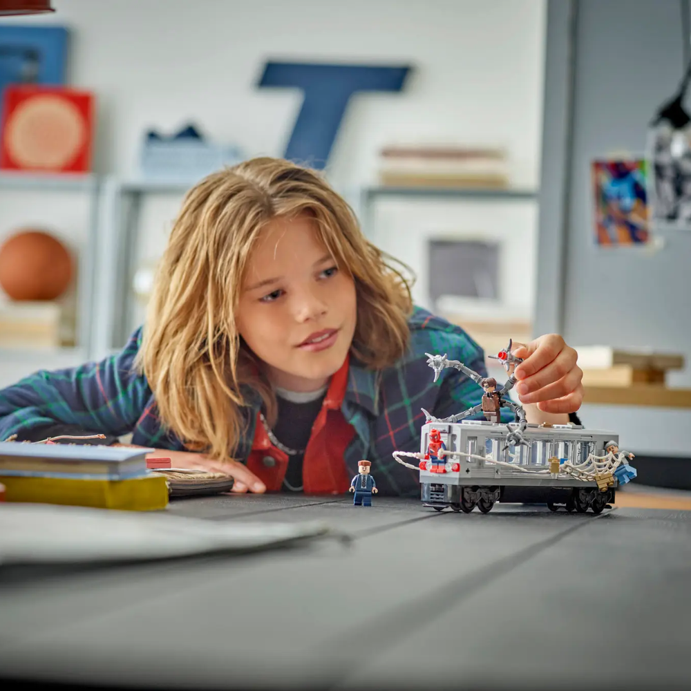 LEGO Super Heroes Spider Man V Doc Ock (76321)