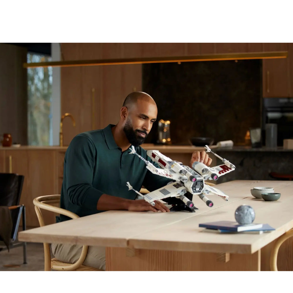 LEGO Star Wars UCS X-Wing Starfighter 75355