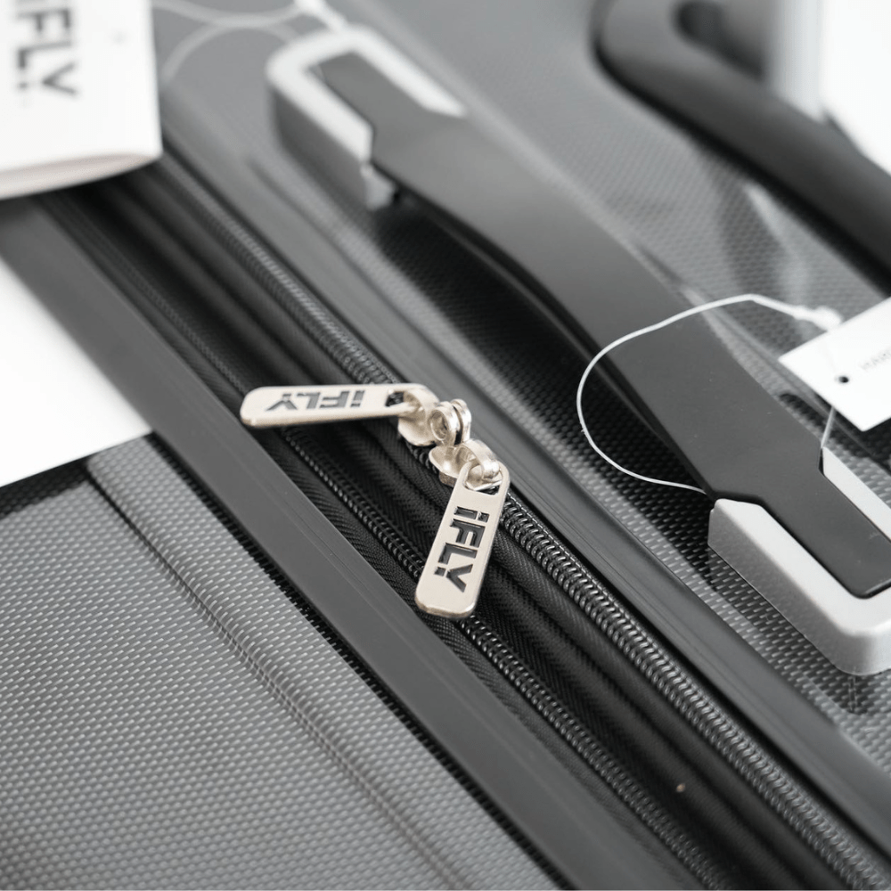 iFLY Fibertech 3pcs Premium Hard Shell Travel Suitcase Set (Jet Black)