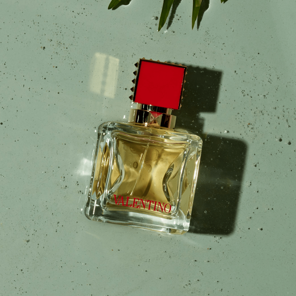 Valentino Voce Viva Eau de Parfum Women's Perfume Spray (30ml, 50ml, 100ml)
